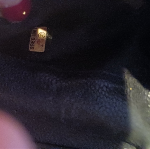 Chanel caviar leather large black zip around wallet 100%authentic - Picture 8 of 8